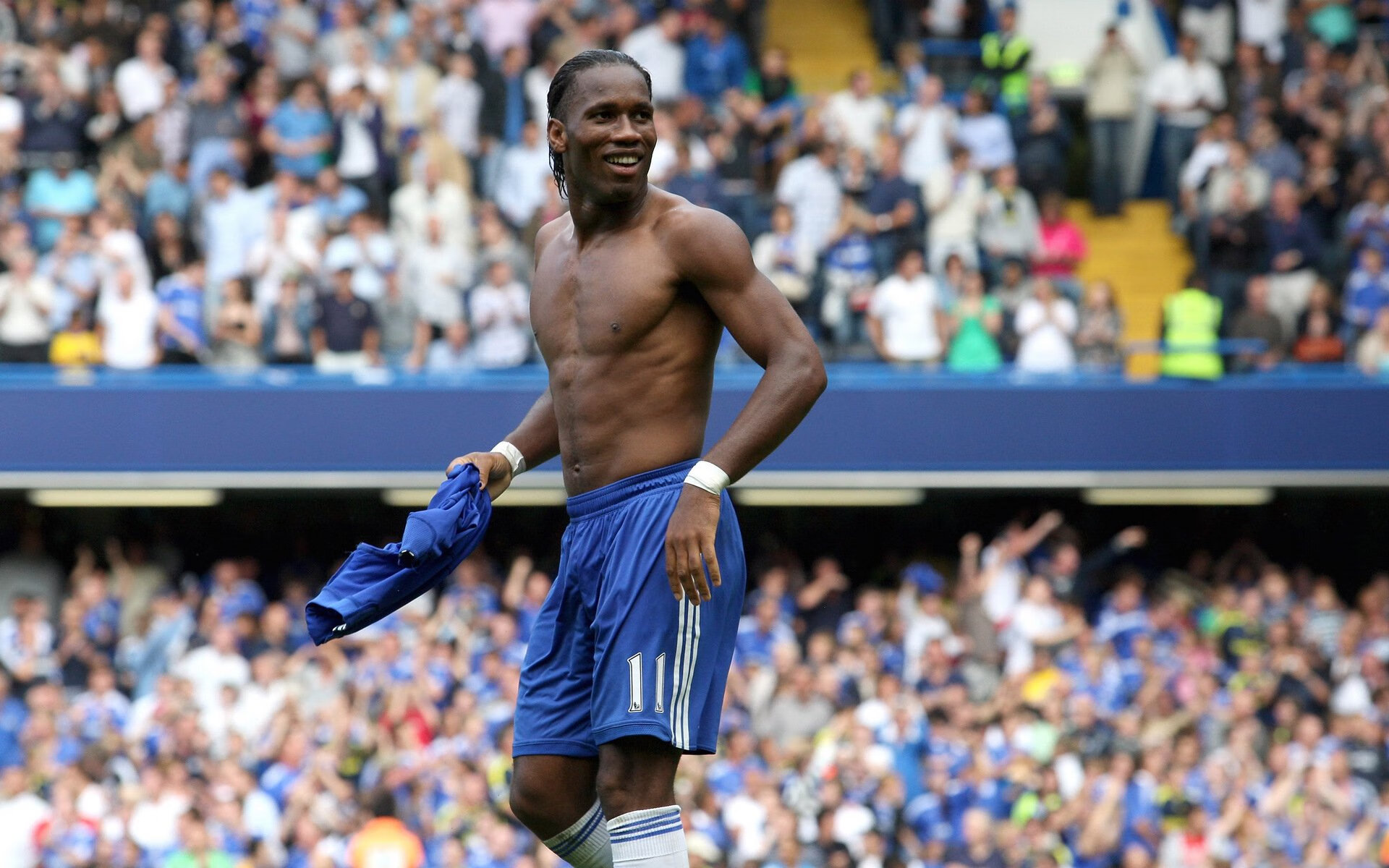 小贾伦打出统治级数据,上海队末节带走深圳队